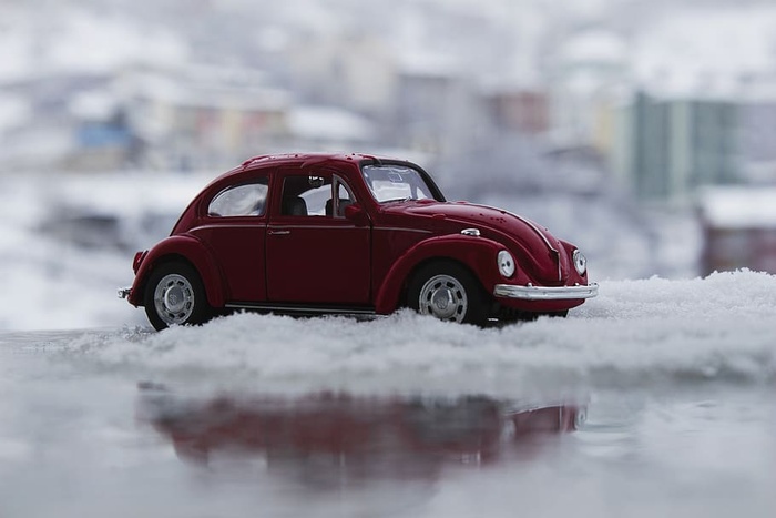 汽车，汽车，玩具，雪，冬天，反射，模糊，交通方式
