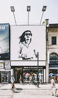 人物、展示、广告牌、女性、建筑、建筑、设计、商店 人物、展示、广告牌、女性、建筑、建筑、设计、商店