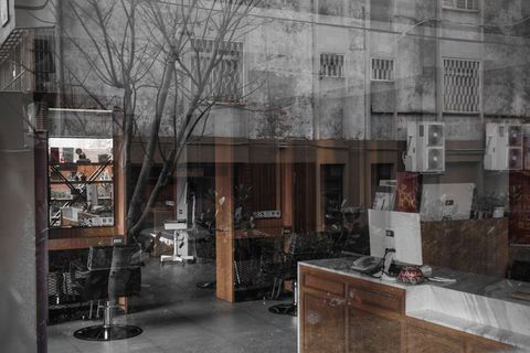 透明玻璃墙办公室照片