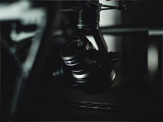 黑色摄像机