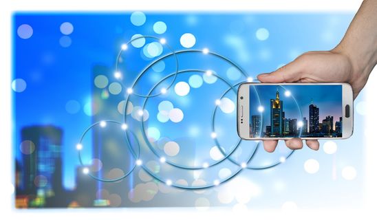 白色android智能手机、城市、智能手机、控制、法兰克福、董事会、行业、架构