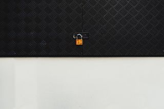 黄铜挂锁，锁，城市，城市，最小，清洁，白色，黑色