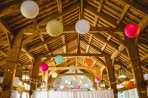 纸吊灯装饰,无标题,室内,天花板,建筑,木材,庆典,灯笼 纸吊灯装饰,无标题,室内,天花板,建筑,木材,庆典,灯笼