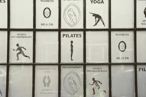健身工作室、广告、课程、运动、人体再现、再现、艺术和工艺、无人 健身工作室、广告、课程、运动、人体再现、再现、艺术和工艺、无人