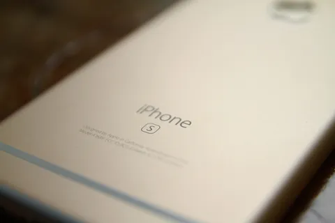 苹果，6s，黄金，科技，手机，选择性聚焦，文字，特写