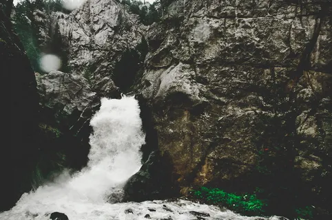 在美国，巨石，自然，瀑布，徒步旅行，水，山，运动