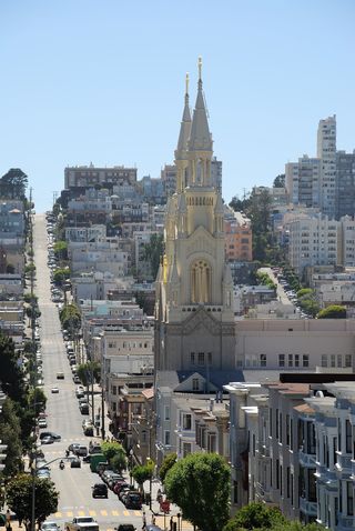 旧金山，圣彼得和保罗教堂，美国，维多利亚，维多利亚房屋，费尔伯特街，北海滩，城市景观