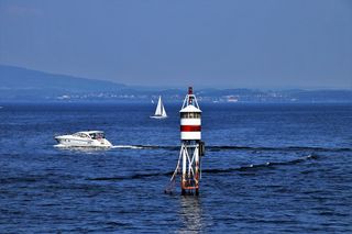 波浪，水的整体部分，游泳，划船，湖水，放松，旅行