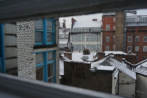 曼彻斯特、北区、英国、冬季、寒冷、来自东方的野兽、红砖、冰