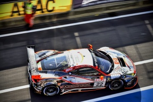 法拉利、赛车运动、vln、维修站、纽伯格林、运输方式、运输、汽车