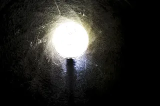 光线、漩涡、划痕、黑暗、灼伤、隧道、污垢、美学