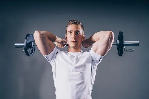举重男子照片 举重男子照片