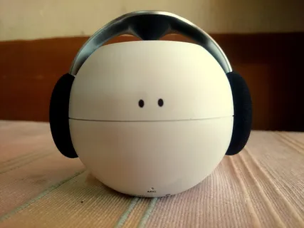 扬声器、声音、音乐、紧凑、可爱、微笑、表情符号、室内 扬声器、声音、音乐、紧凑、可爱、微笑、表情符号、室内