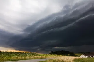 积雨云、风暴搜寻、气象学、雷暴、风暴、陆架云、飑线、风暴锋