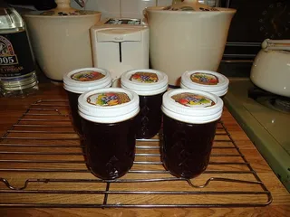 果冻、葡萄、自制、果酱、罐子、厨房、食品和饮料、食品