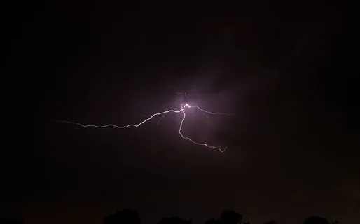 闪电,风暴,黑暗,夜晚,天空,夜晚,大自然的力量,力量 闪电,风暴,黑暗,夜晚,天空,夜晚,大自然的力量,力量