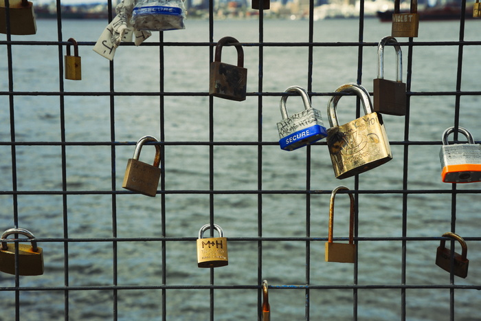 北温哥华，朗斯代尔码头，加拿大，不列颠哥伦比亚，爱，温哥华，海洋，爱锁