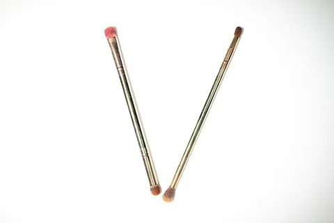 工具，别针，刷子，蒸锅，螺丝刀，食物，糖果，糖果