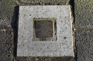 荷兰，格罗宁根，驱逐出境，街道，石头，荷兰，第二次世界大战，大*