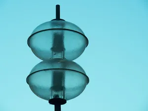 灯，吊灯，注释，灯，黑色，金色，深色，黑色背景