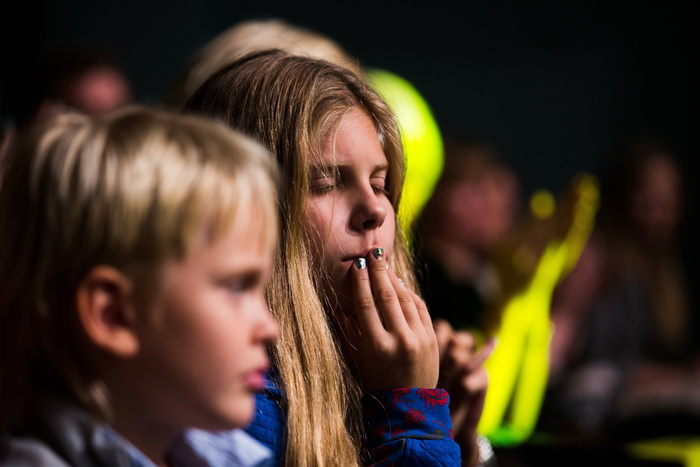 孩子们, 情绪, 脸, 肖像, 手, 童年, 人, 室内