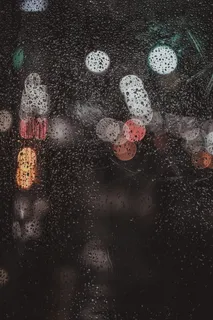 雨、黑、夜、水滴、水、玻璃、bokeh、潮湿 雨、黑、夜、水滴、水、玻璃、bokeh、潮湿