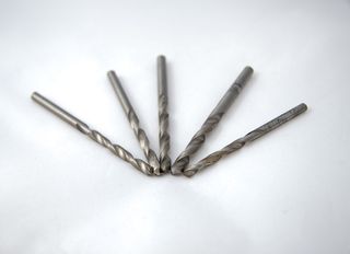 钻孔、金属、开孔、螺纹、切片、切割、白色、白色背景