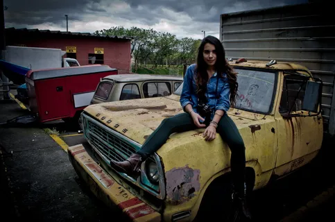 Sdd、Awe、sdejd、仅限女性、仅限成人、仅限一名女性、一人、交通