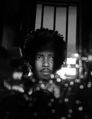 具有波基光效果的人体摄影