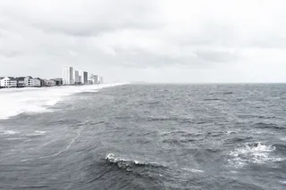 灰度照片，海，海浪，照片，海滩，沙子，海岸，海洋