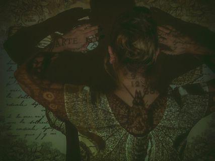 投影摄影, 蝴蝶, 女人, 一个人, 真实的人, 室内, 成人, 生活方式