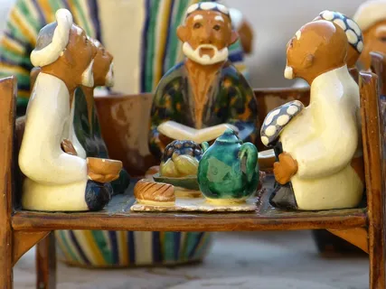 选择性,聚焦照片,团体,人们吃饭,一起,小雕像,泥塑,男人 选择性,聚焦照片,团体,人们吃饭,一起,小雕像,泥塑,男人