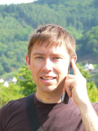 人，人，手机，电话，人，人，雇员，人，脸