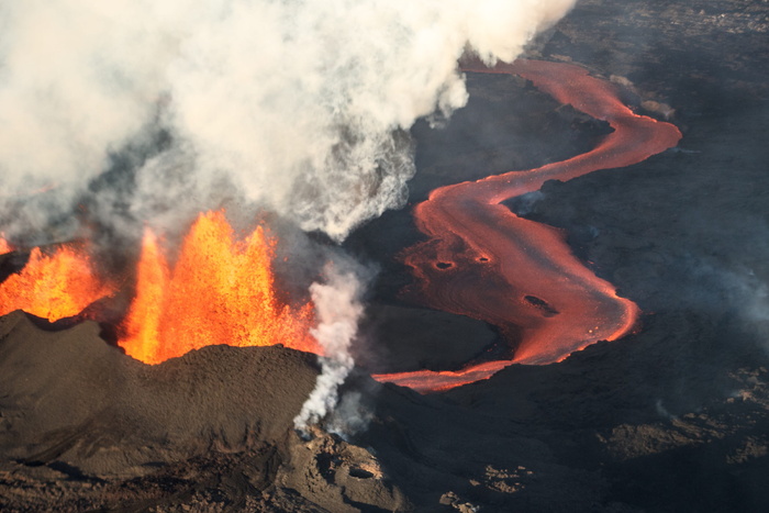 巴尔达邦加，冰岛，火山，热，蒸汽，火山喷发，喷发，熔岩