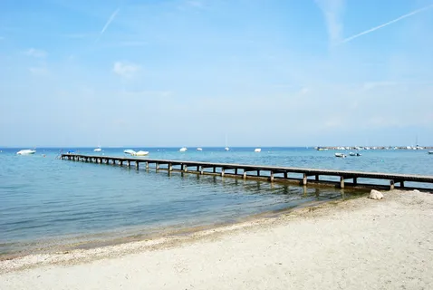 lake、garda、jetty、pacengo、italy、blue、water、nature