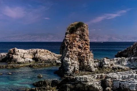 岩石悬崖,岩石,悬崖,身体,水,地平线,海,海洋 岩石悬崖,岩石,悬崖,身体,水,地平线,海,海洋