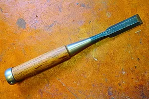 棕色，木制，有柄，黑色，凿子工具，凿子，工具，细木工
