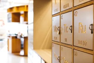 棕色木柜，旅店，经济型，Clink，经济型旅店，Clink旅店，游客，住宿