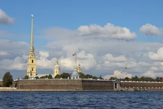 天空，蓝天，九月，建筑，建筑结构，水，建筑外观，旅游目的地