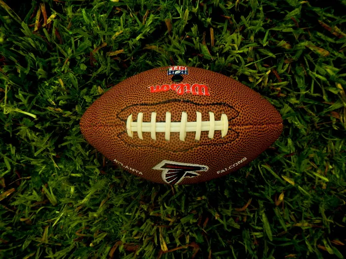 布朗、亚特兰大猎鹰足球队、果岭、草地、足球、运动、美式足球、nfl