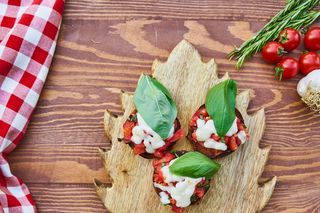 面包，早餐，酱汁，面团，热的，服务，番茄，蔬菜