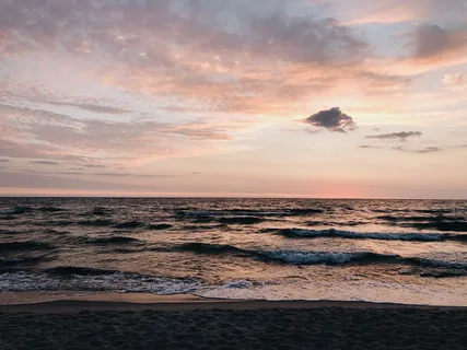 日落时的海岸 日落时的海岸