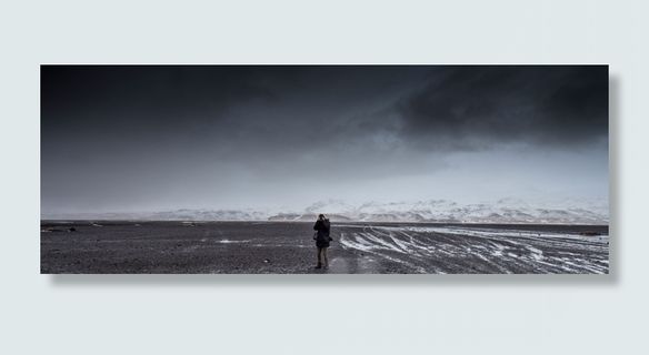 黑，云，灰，人，山，雪，白，冬