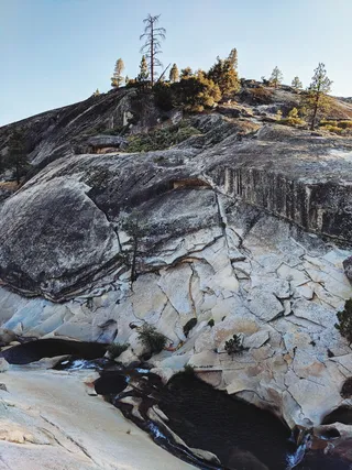 岩石，岩石-物体，天空，自然，固体，无人，白天，宁静