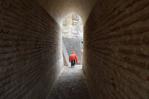 coca，西班牙，castillo de coca，orange，sister，tunel，castle，friendly