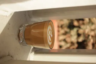 咖啡杯，饮料，拿铁，饮料，杯子，牛奶，啤酒，酒精