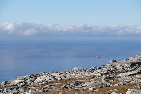风景摄影，岩层，云，天，海，船，岩石