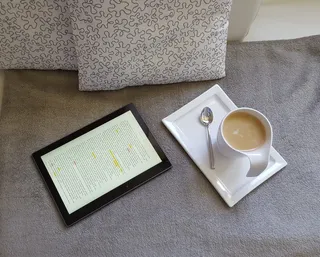 白色，陶瓷，马克杯，不锈钢，钢勺，托盘，咖啡杯，咖啡