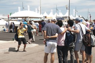 法国，人物，旅行，幽默，一群人，人群，真人，城市