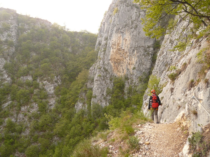 攀岩，garda，岩石碰撞，岩石边缘，垂直，陡峭，柏格图，徒步旅行